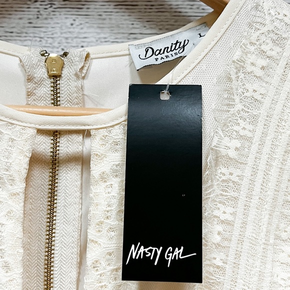 NWT Nasty Girl Open To It Maxi Lace Dress - Picture 10 of 12